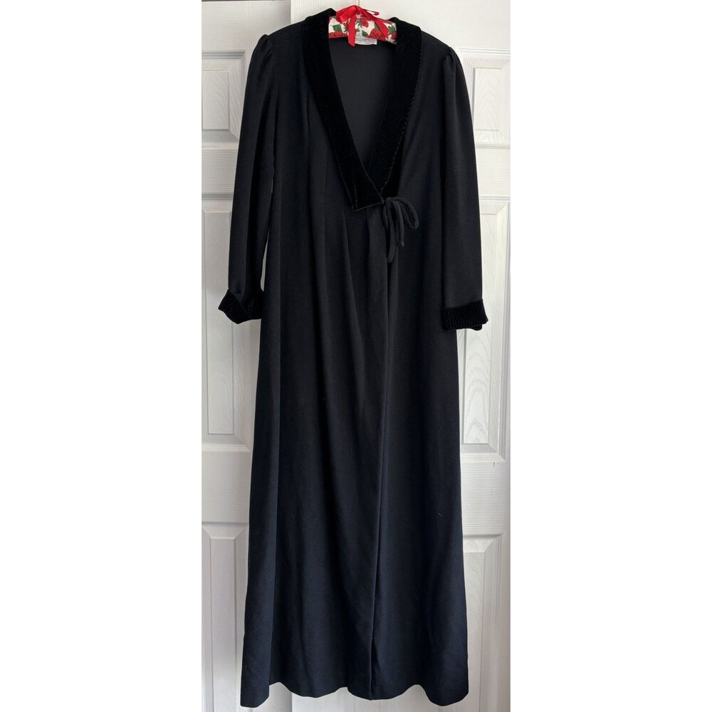 VTG Vassarette Robe Edwardian Victorian “Velvelour” Fleece Goth Cottage Granny